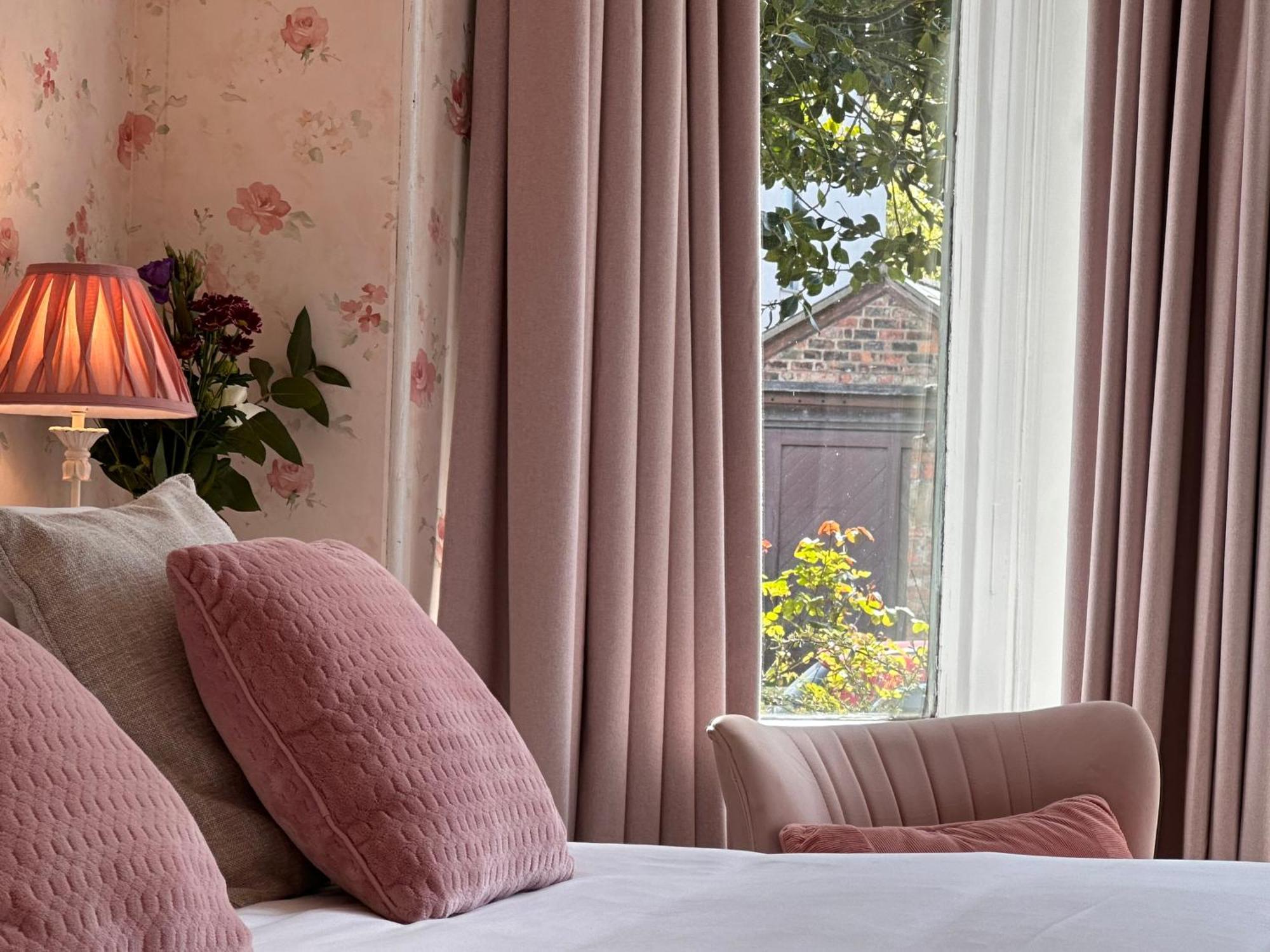 Georges Place York Eksteriør billede